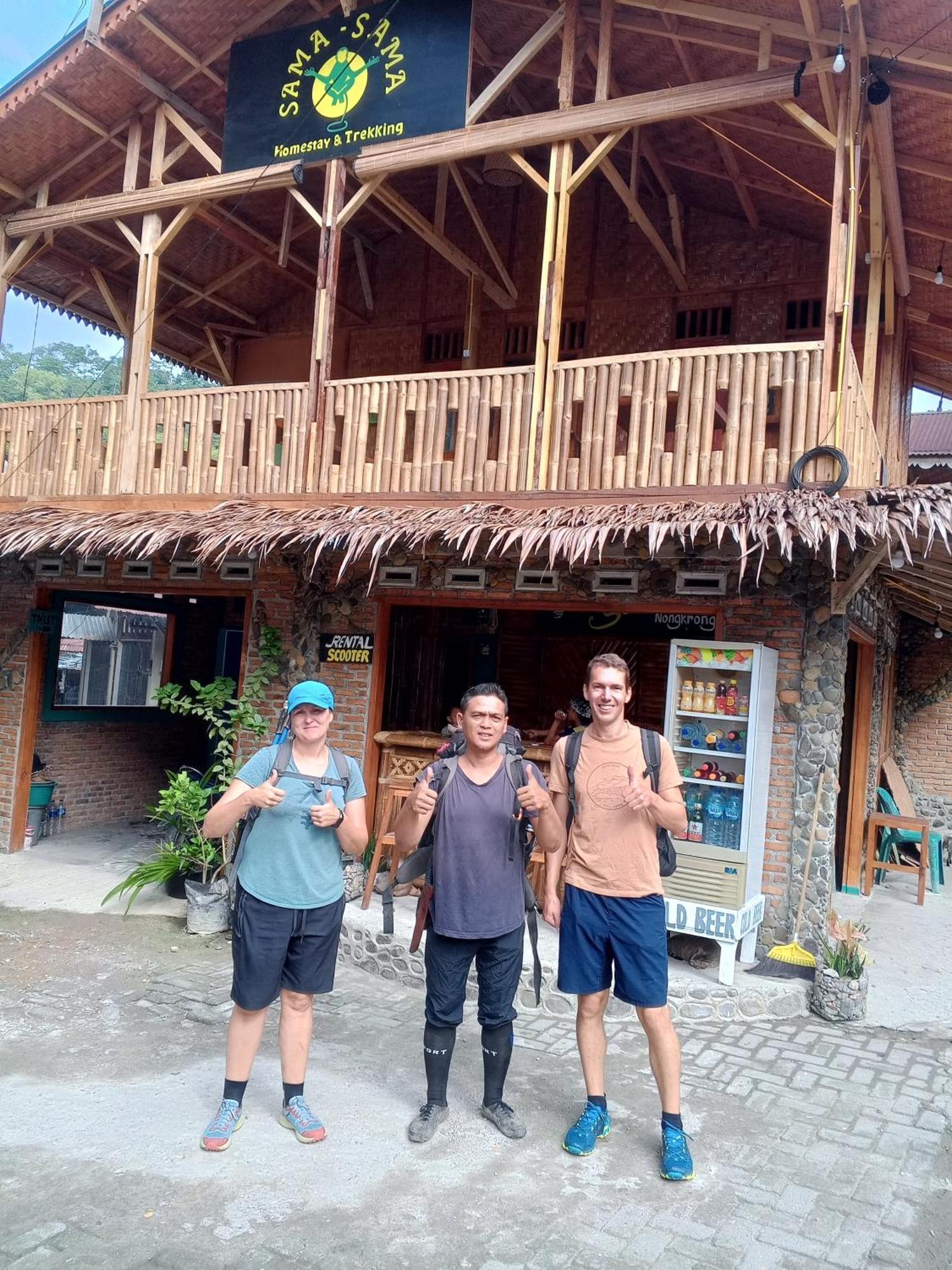 Sama Sama Homestay & Trekking Only Stay Here Book Trekking With Us Bukit Lawang Exteriér fotografie