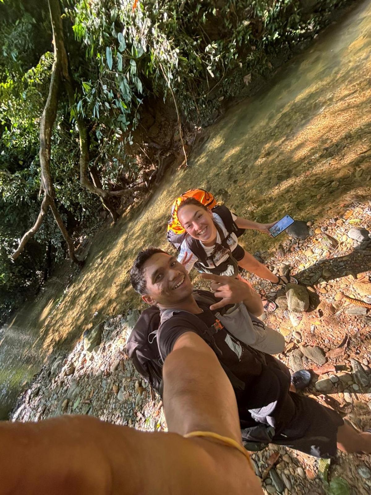 Sama Sama Homestay & Trekking Only Stay Here Book Trekking And Transport With Us Bukit Lawang Exteriér fotografie