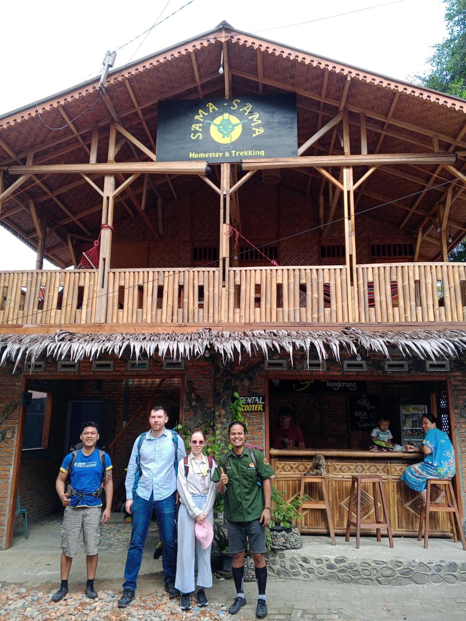 Sama Sama Homestay & Trekking Only Stay Here Book Trekking And Transport With Us Bukit Lawang Exteriér fotografie